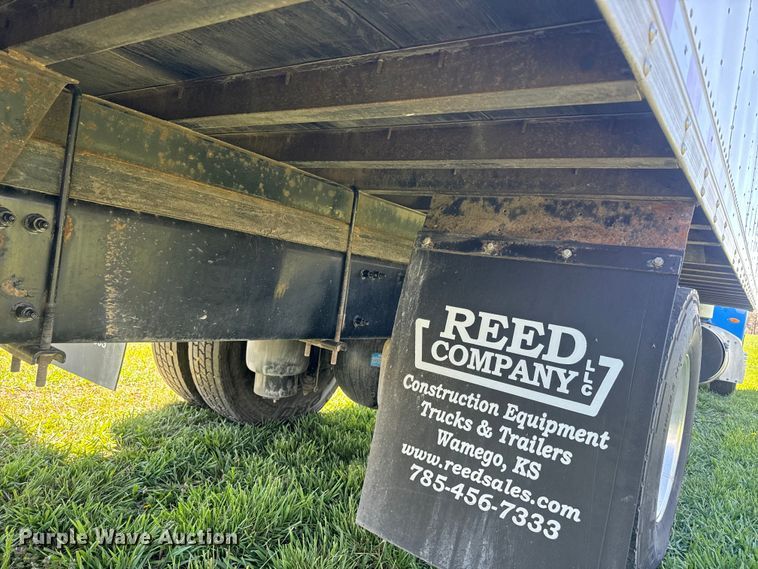 image for item EH5429 2016 Peterbilt 337 box truck