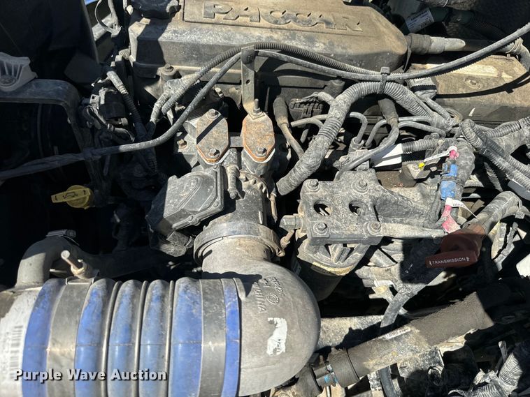 image for item EH5429 2016 Peterbilt 337 box truck