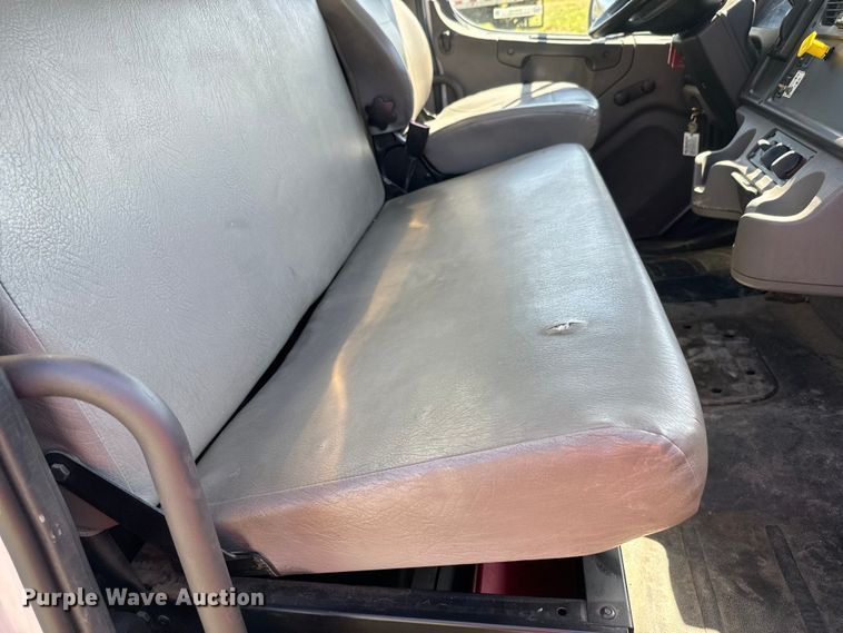 image for item EH5430 2018 Freightliner  Business Class M2 box truck