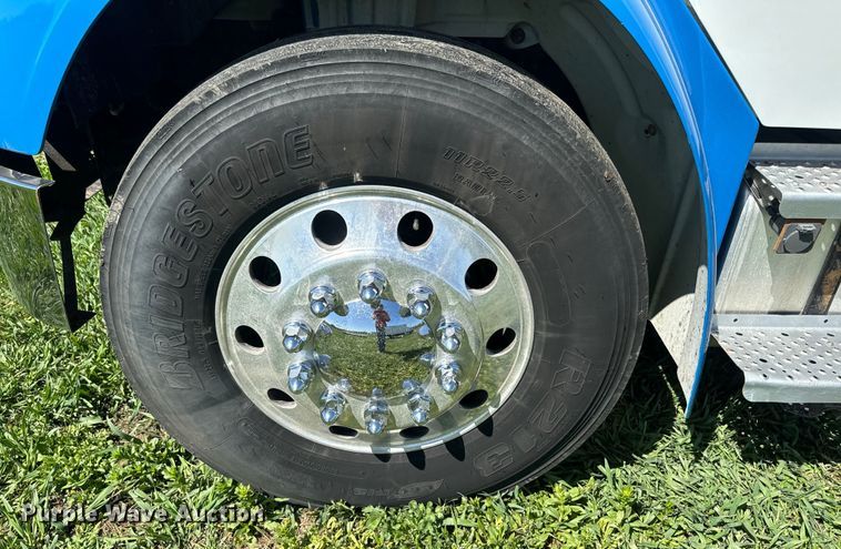 image for item EH5430 2018 Freightliner  Business Class M2 box truck