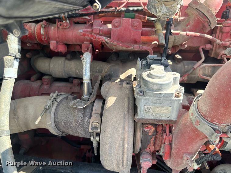 image for item EH5479 2019 Kenworth T680 semi truck