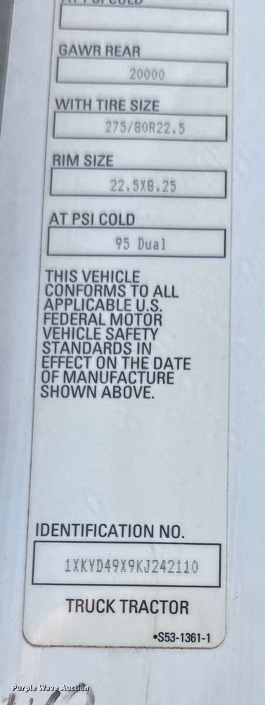 image for item EH5481 2019 Kenworth T680 semi truck