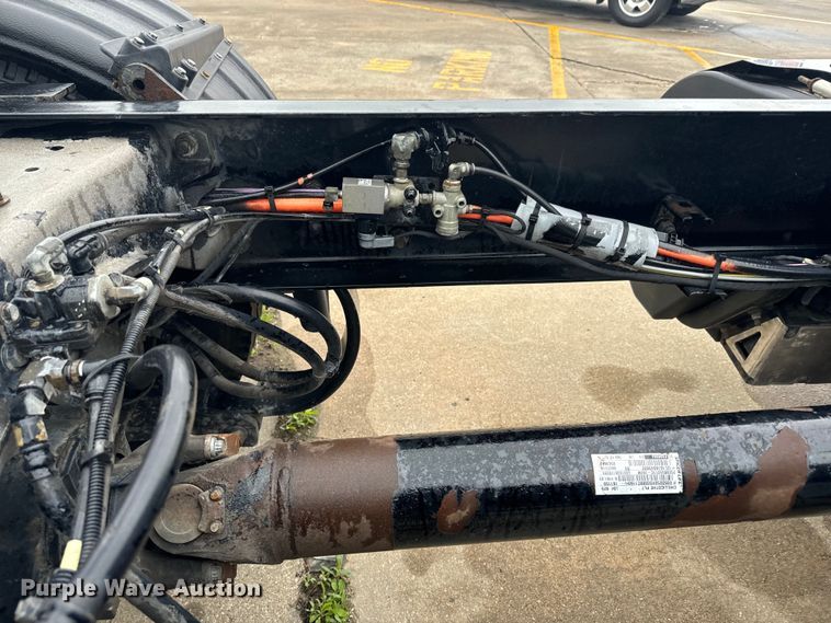 image for item EH5490 2017 Kenworth T680 semi truck