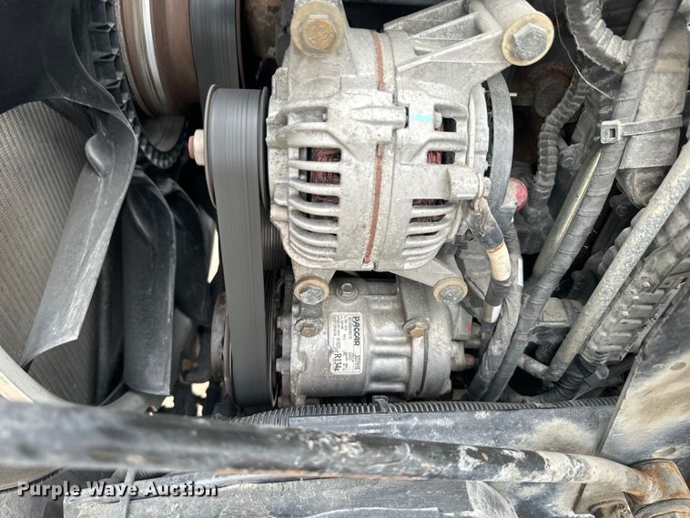 image for item EH5490 2017 Kenworth T680 semi truck