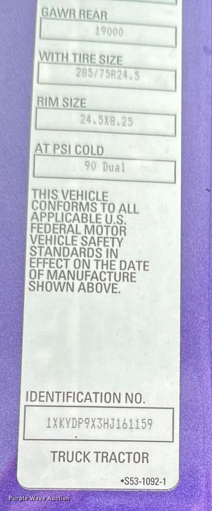 image for item EH5490 2017 Kenworth T680 semi truck