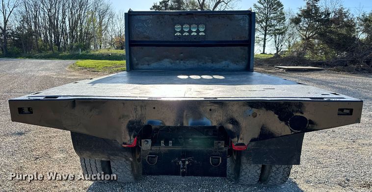 image for item EH6671 1990 GMC TopKick flatbed truck
