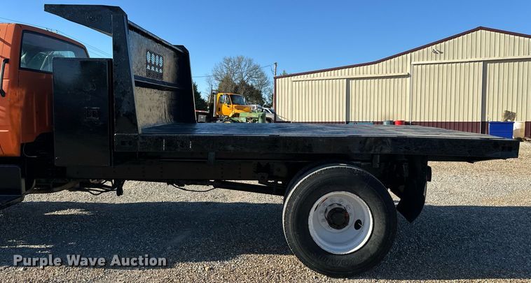 image for item EH6671 1990 GMC TopKick flatbed truck