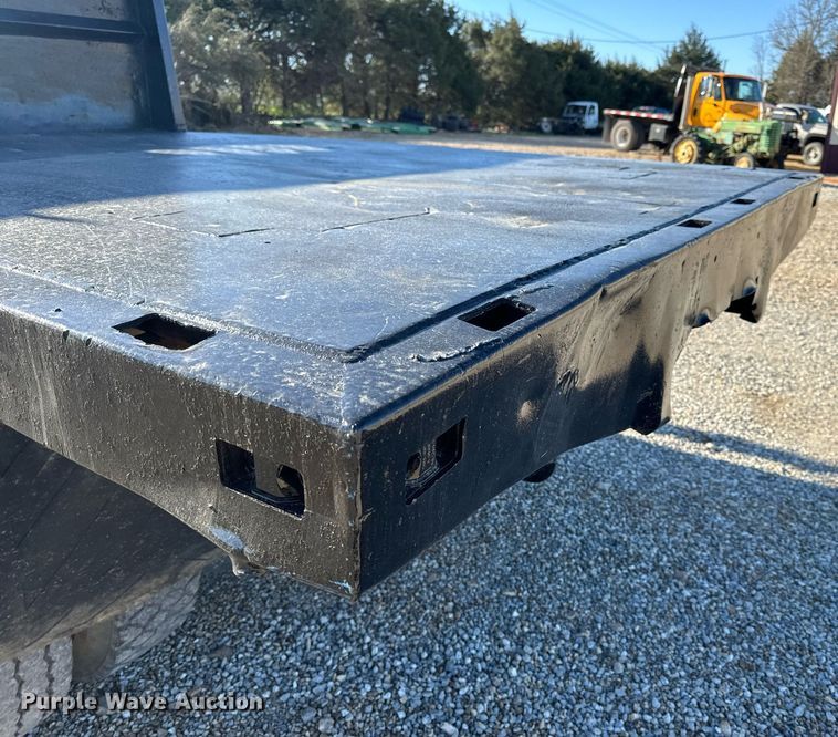 image for item EH6671 1990 GMC TopKick flatbed truck