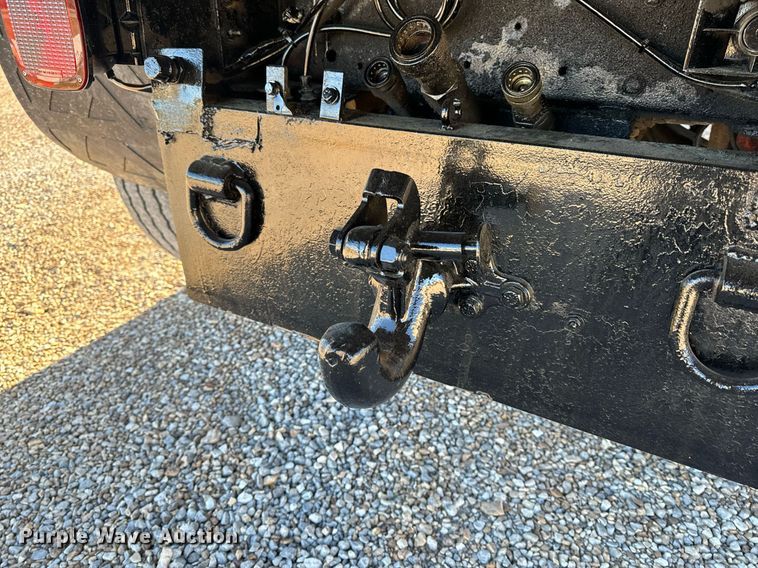 image for item EH6671 1990 GMC TopKick flatbed truck