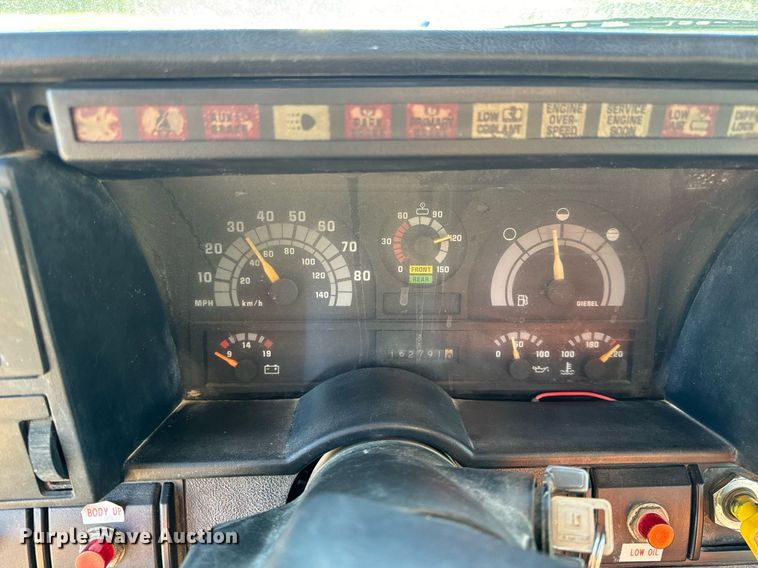 image for item EH6671 1990 GMC TopKick flatbed truck