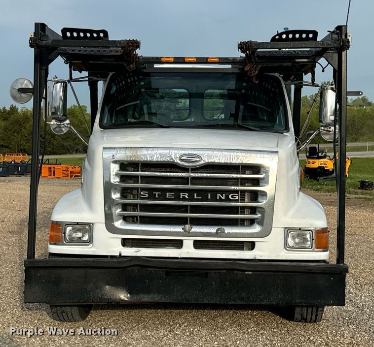 image for item EH6707 2007 Sterling LT9500 car carrier truck