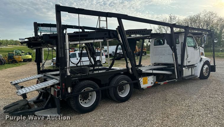 image for item EH6707 2007 Sterling LT9500 car carrier truck