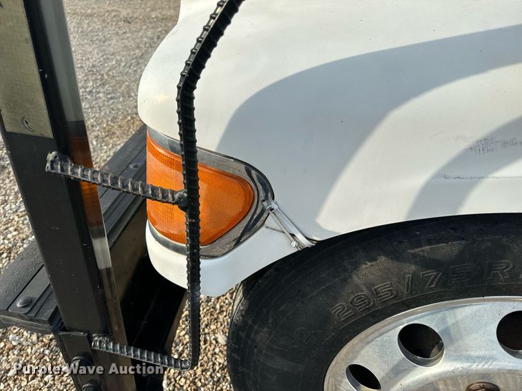 image for item EH6707 2007 Sterling LT9500 car carrier truck