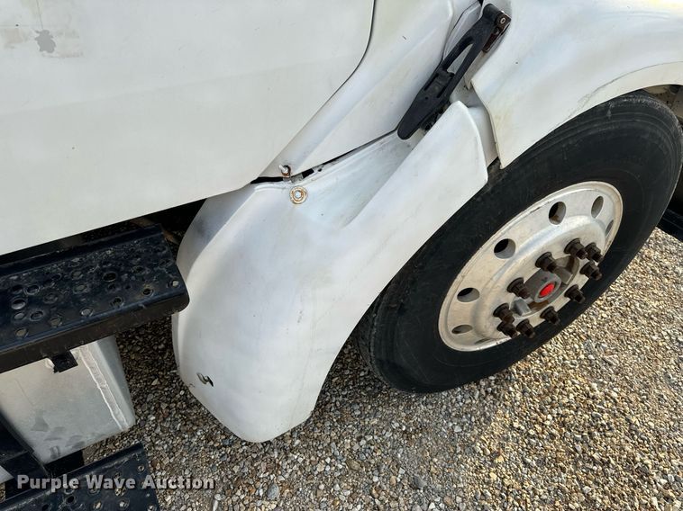 image for item EH6707 2007 Sterling LT9500 car carrier truck