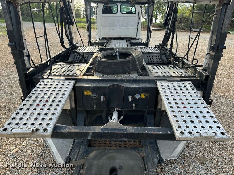 image for item EH6707 2007 Sterling LT9500 car carrier truck