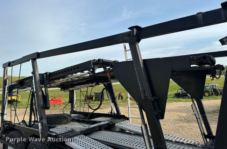 image for item EH6707 2007 Sterling LT9500 car carrier truck