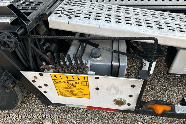 image for item EH6707 2007 Sterling LT9500 car carrier truck