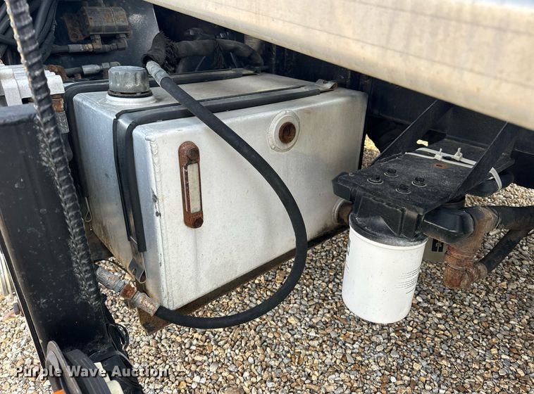 image for item EH6707 2007 Sterling LT9500 car carrier truck