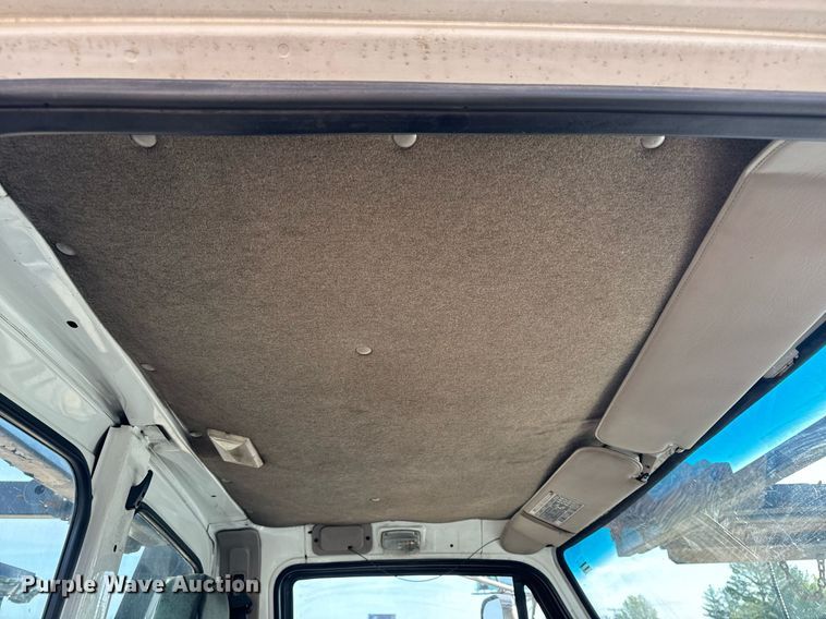 image for item EH6707 2007 Sterling LT9500 car carrier truck