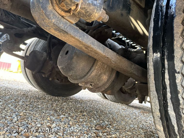 image for item EH6707 2007 Sterling LT9500 car carrier truck