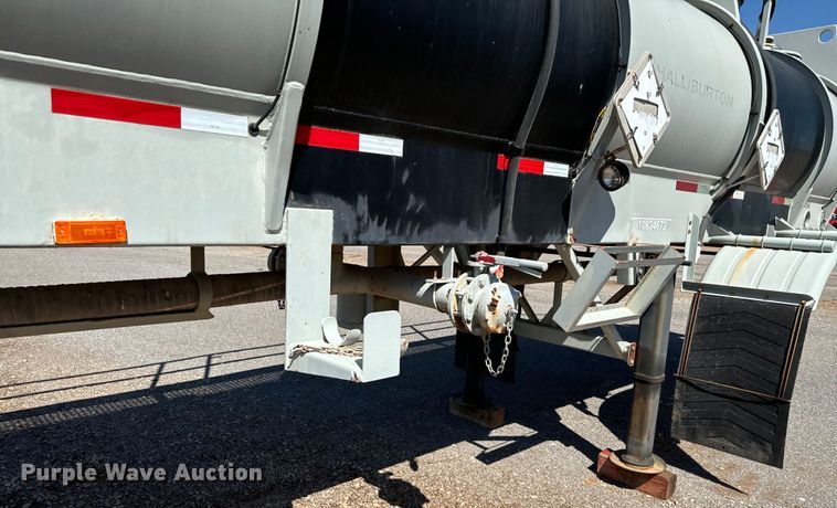 image for item EJ0544 2006 Worley tank trailer