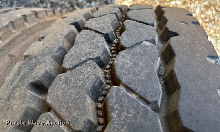 image for item EJ0544 2006 Worley tank trailer