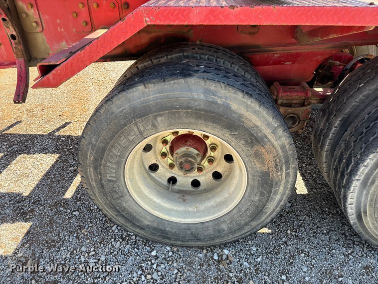 image for item EJ0547 2011 Mertz oilfield trailer