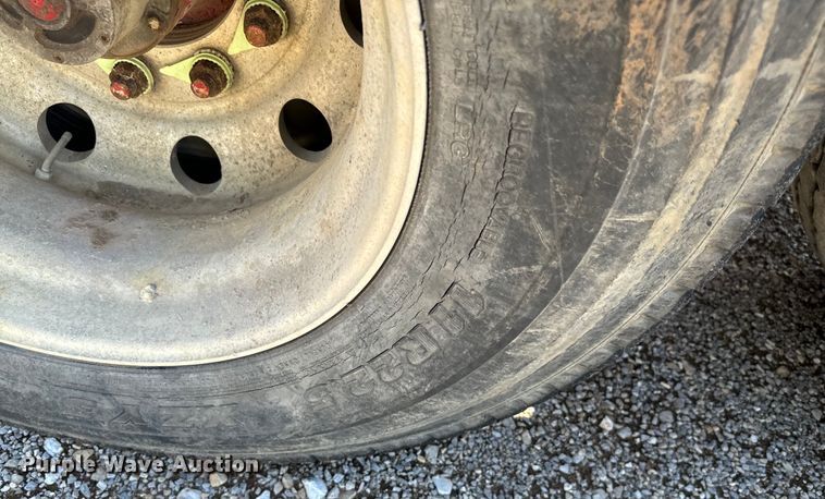 image for item EJ0547 2011 Mertz oilfield trailer