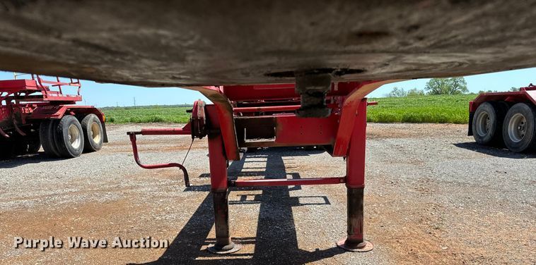 image for item EJ0549 2011 Mertz oilfield trailer