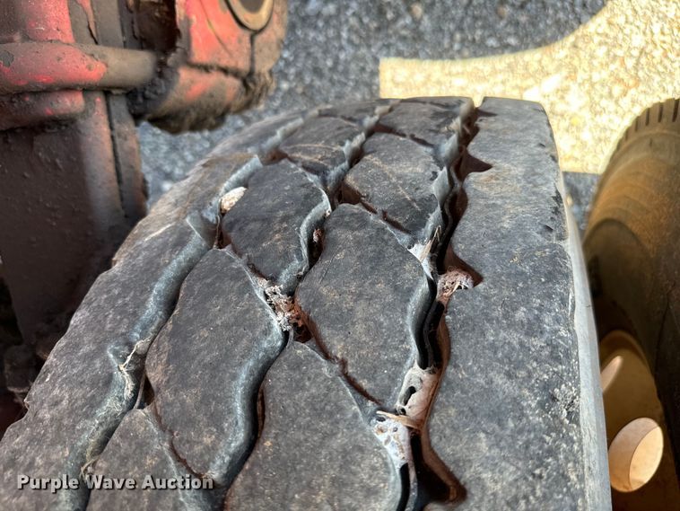 image for item EJ0549 2011 Mertz oilfield trailer