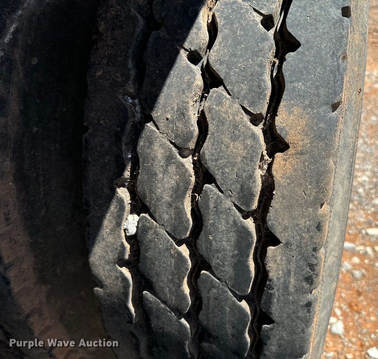 image for item EJ0550 2012 Mertz oilfield trailer