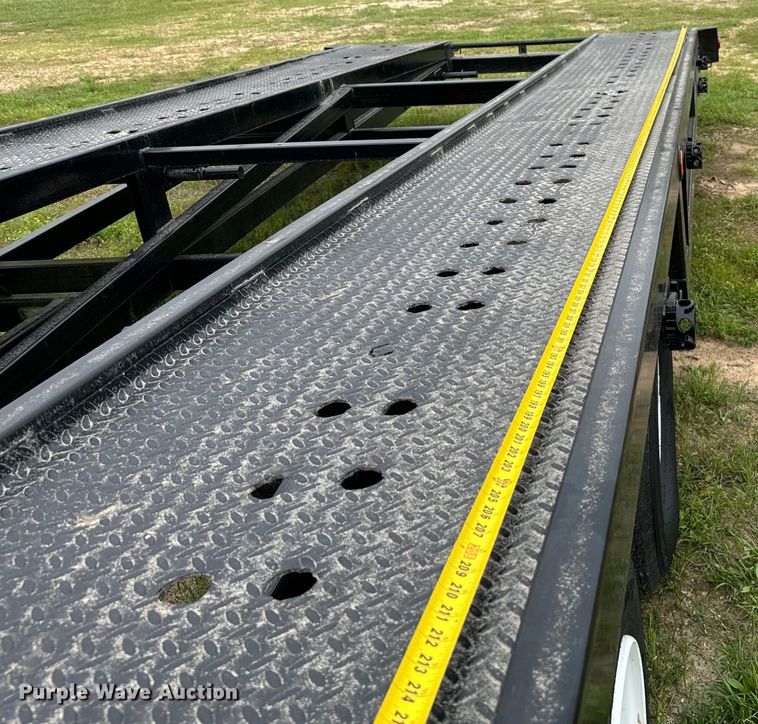 image for item EJ0594 2000 Beatrice Motor Mart Easy Haul car carrier