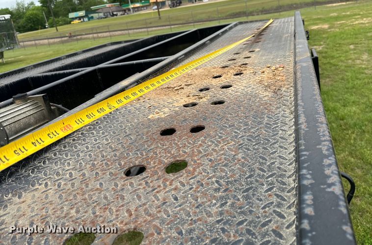 image for item EJ0594 2000 Beatrice Motor Mart Easy Haul car carrier