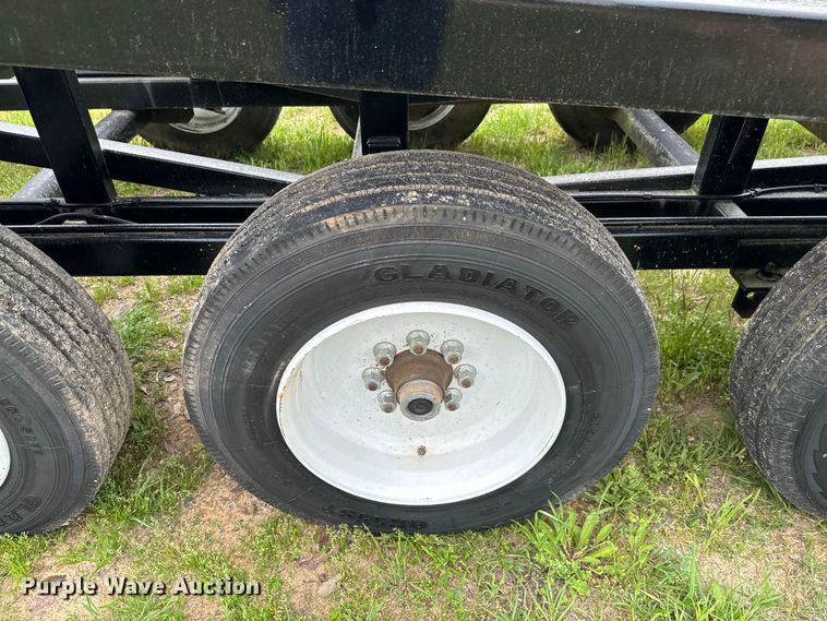 image for item EJ0594 2000 Beatrice Motor Mart Easy Haul car carrier