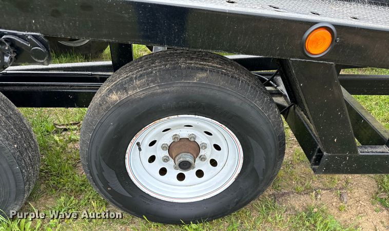 image for item EJ0594 2000 Beatrice Motor Mart Easy Haul car carrier