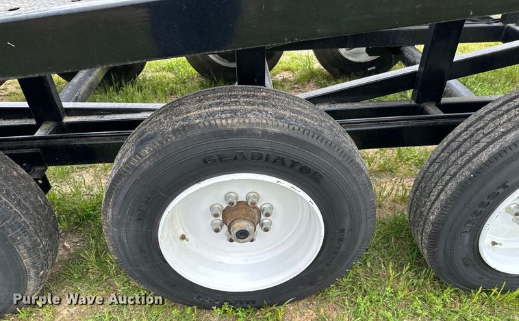 image for item EJ0594 2000 Beatrice Motor Mart Easy Haul car carrier