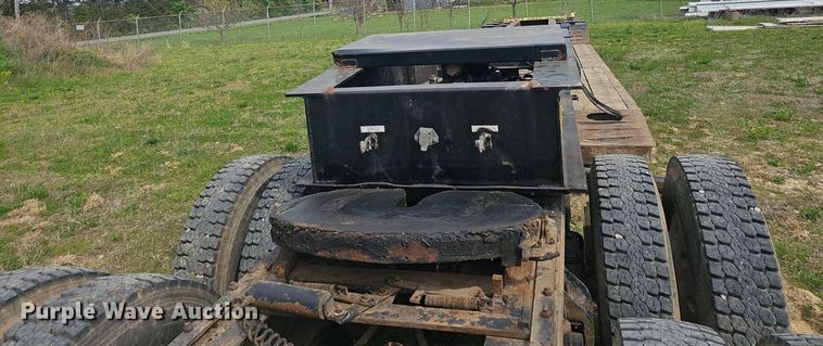 image for item EJ6300 2006 Witzco RG-50 Challenger lowboy equipment trailer