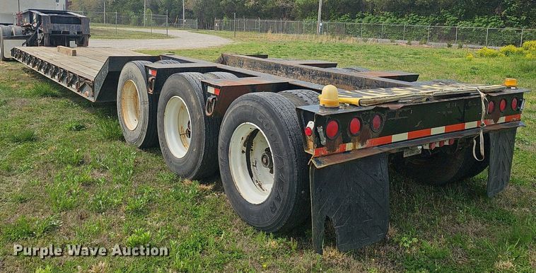 image for item EJ6300 2006 Witzco RG-50 Challenger lowboy equipment trailer
