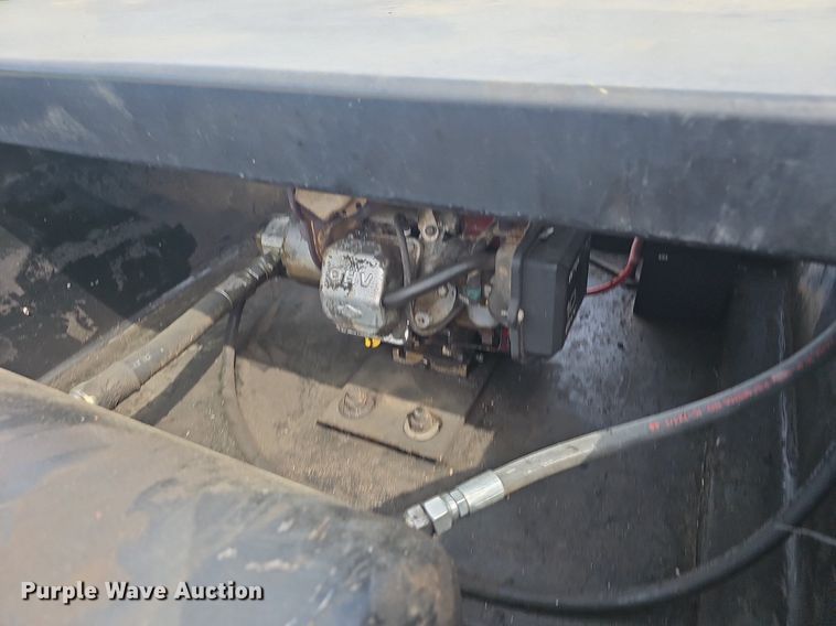 image for item EJ6300 2006 Witzco RG-50 Challenger lowboy equipment trailer