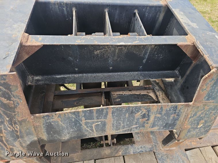 image for item EJ6300 2006 Witzco RG-50 Challenger lowboy equipment trailer