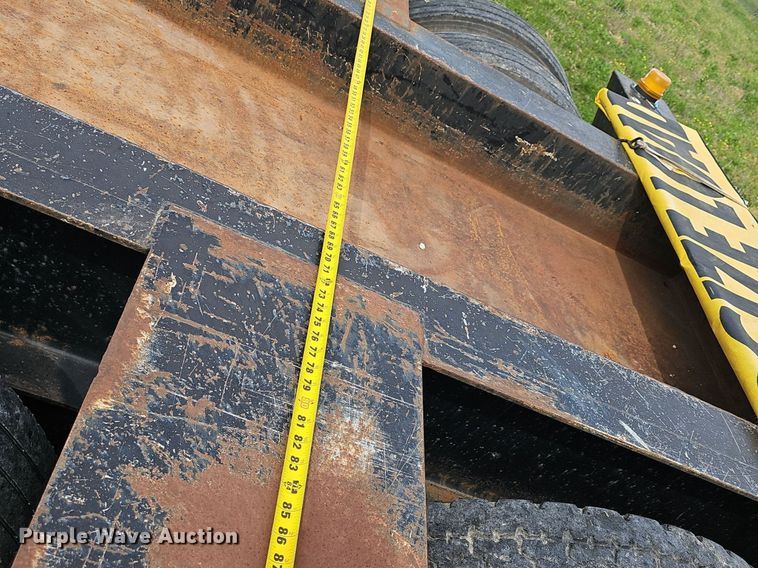 image for item EJ6300 2006 Witzco RG-50 Challenger lowboy equipment trailer