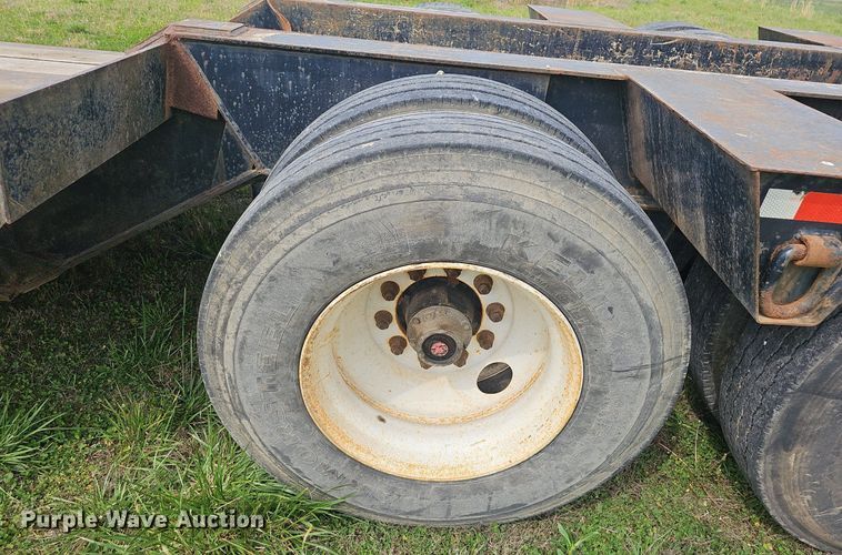 image for item EJ6300 2006 Witzco RG-50 Challenger lowboy equipment trailer