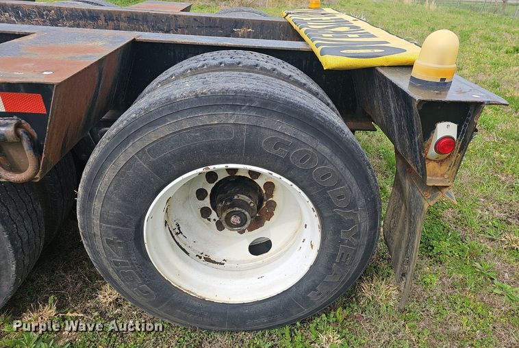 image for item EJ6300 2006 Witzco RG-50 Challenger lowboy equipment trailer