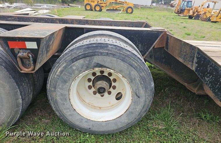 image for item EJ6300 2006 Witzco RG-50 Challenger lowboy equipment trailer