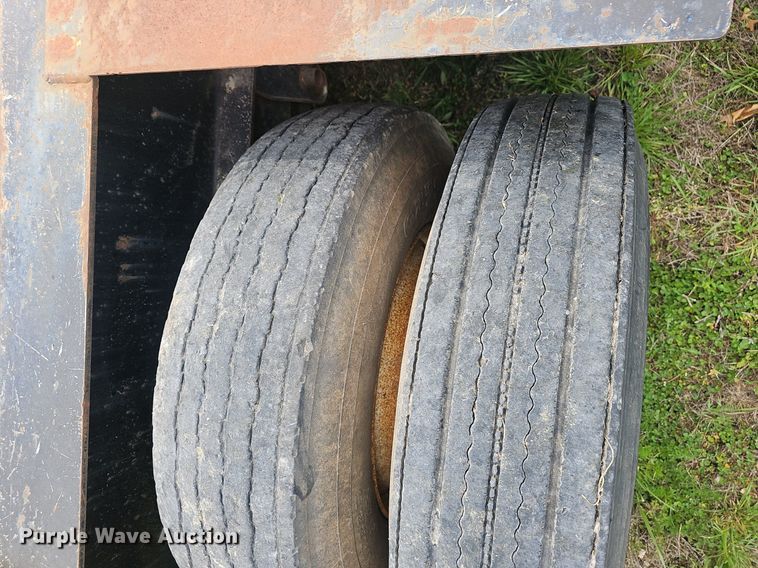 image for item EJ6300 2006 Witzco RG-50 Challenger lowboy equipment trailer