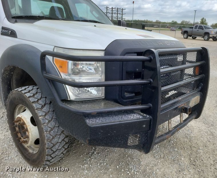 image for item EJ7915 2013 Ford F550 Super Duty XL bucket truck