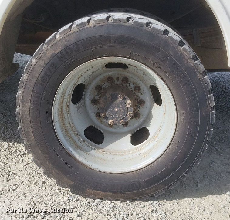 image for item EJ7915 2013 Ford F550 Super Duty XL bucket truck