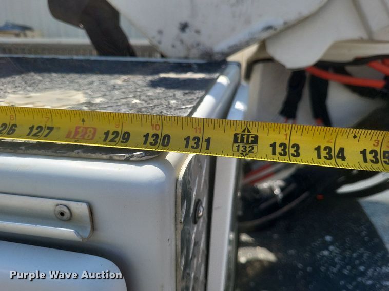 image for item EJ7916 2016 Dodge Ram 5500HD  bucket truck