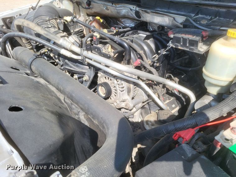 image for item EJ7916 2016 Dodge Ram 5500HD  bucket truck