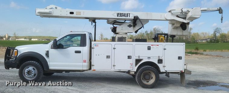image for item EJ7918 2017 Ford F550 Super Duty XL bucket truck